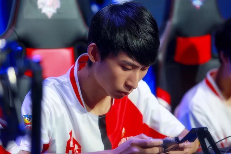与伦比的球
